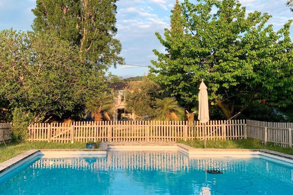 Appartement Dans Un Mas Provencal Allan Ngoại thất bức ảnh
